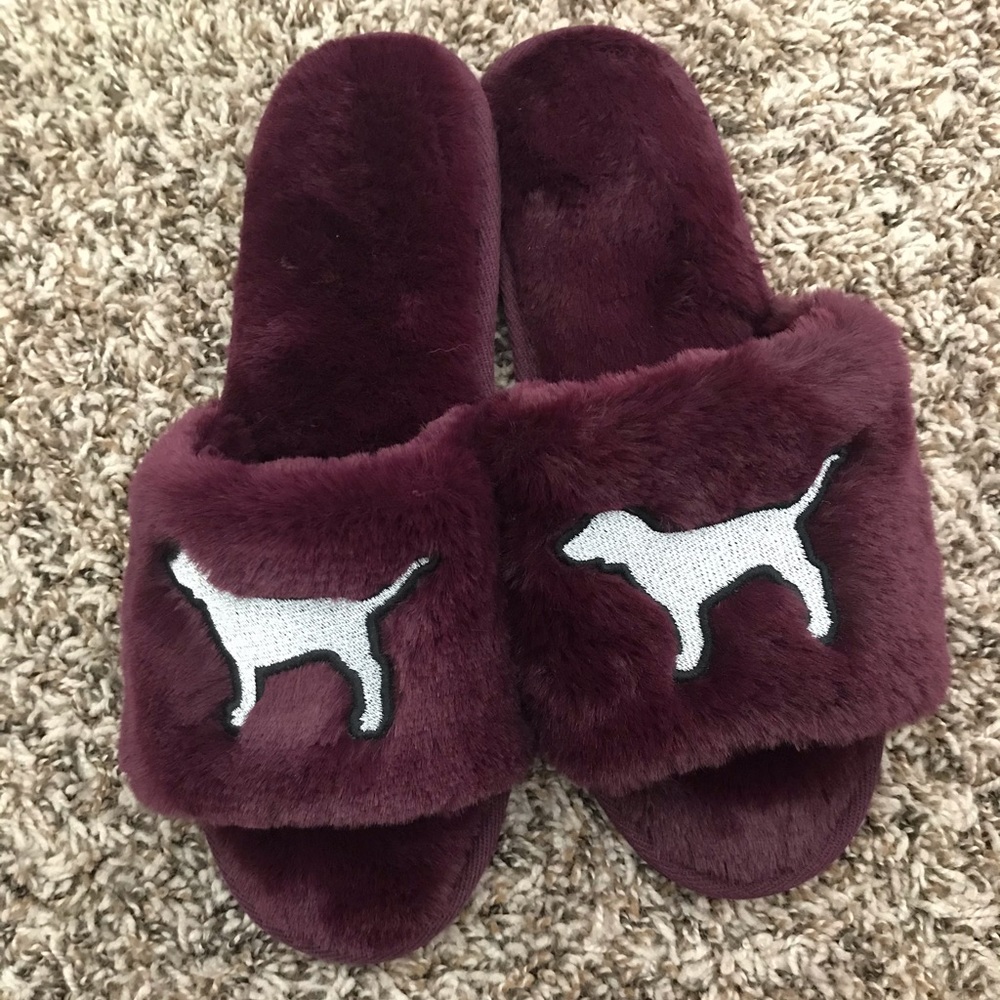 PINK Victoria’s Secret Slippers